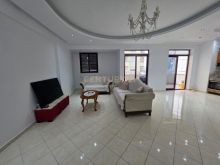 Shitet Apartament 3+1+2+2 Ballkone tek Rruga e Portit , Durr