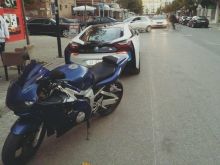 Yamaha R6 