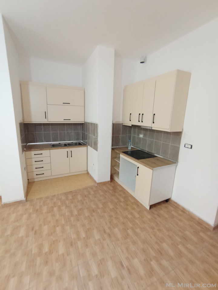 Garsoniere per shitje - thumbnail 2