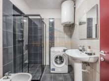 0697048063  Shitet Apartament 1+1, Rruga Egnatia, Durres