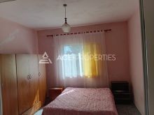 Jepet me qera shtepi private (kati i 2) 2+1