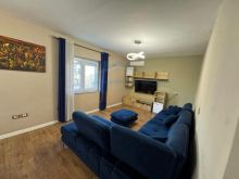 0696044432 Shitet, Apartament 2+1+2, Pranë Muzeumit,Durres