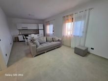 0698329326 Apartament 2+1+post parking me Qira në Spitallë