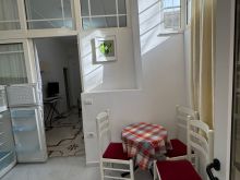 Jepet me qera garsoniere (prane Gjykates)Durres 280€