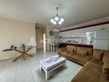 Jepet me qera Apartamenti 2+1 tek lulishtja Durres