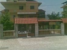 Shtepi/vile 1000m2 toke +600 m2 ndertim... Berat  