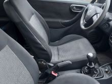 Opel Astra viti 2004 ne gjendje te mire