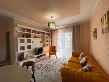 Jepet me Qira Apartament 3+1+2 te Kopeshti \" Sotir Noka , \"D