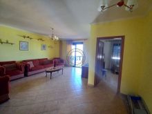Qira ,Apartament 3+1+2 Ballkone, Qender, Durres