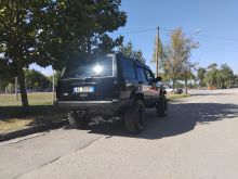 Shitet Jeep