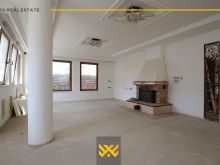 Shtëpi 720m² në SHITJE në Sofali.