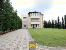 Shtëpi 740m² në SHITJE në Veternik.