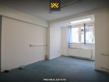 Banesë - Zyre 74m² pme QIRA në Ulpianë.