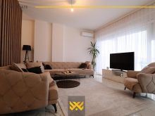 Banesë 133m² + 95m² me QIRA te Rruga C. 