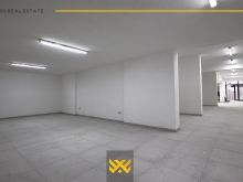 Lokal 180m2 me qira në Aktash.