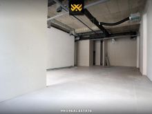 Lokal – Zyre 113m² me QIRA në Lakrishtë.