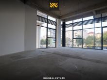 Lokal 76m² me #QIRA në Rrugën B.