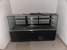 Frigorifer vitrine per embeltore torte
