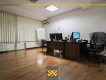 Zyre 220m² me QIRA në Pejton.