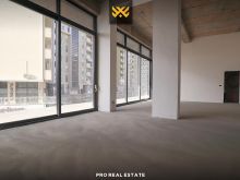 Lokal 127m² me QIRA në Rrugën C.