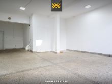 Lokal 55m² me QIRA në Tophane.