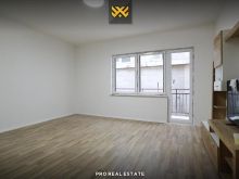 Ofrohet me qira objekti shtëpi - zyre me sipërfaqe 100m², me