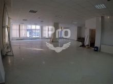 Lokal 240+30m2 me qira në Qendër