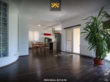 Shtëpi 300m² me #QIRA në Lagjen Qëndresa.