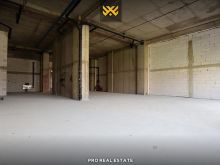Lokal 270m² me #QIRA në Lakrishtë.