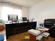 Banesë-Zyre 36.7m² me QIRA në Ulpianë.