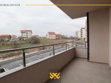 Banesë – Zyre 105.1m² me QIRA në Dragodan.