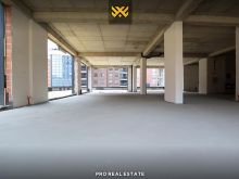 Lokal 315m² + 800m² me #QIRA në Lagjen e Spitalit.