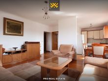 Banesë - Zyre 110m² me QIRA në Qendër.