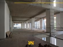 Lokal 1450m² me QIRA në Pejton.