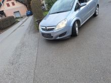 Shitet vetura ne gjendje shum te rregullt