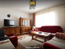 Shtëpi 300m² me QIRA në Bregun e Diellit