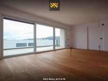 Banesë Terracier / Zyrë 116.8m² + 51.7m² me #QIRA në Lagjen