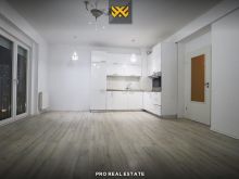 Banesë - Zyrë 83.3m² me QIRA në Rrugën B.