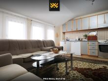 Banesë - Zyre 123m² me QIRA në Qendër.