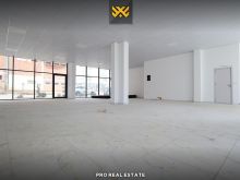 Lokal 188m² me QIRA në Matiçan.