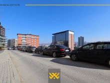 Lokal 248.90m² në SHITJE në Dragodan.