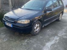 Shitet 800 euro. Opel astra 1.7 nafte, e vitit 2003.
