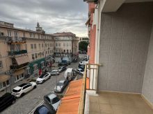 Shitet Apartament Prane Kishes Madhe