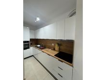 JEPET APARTAMENT 2+1 ME QERA TEK VILA E ZOGUT !