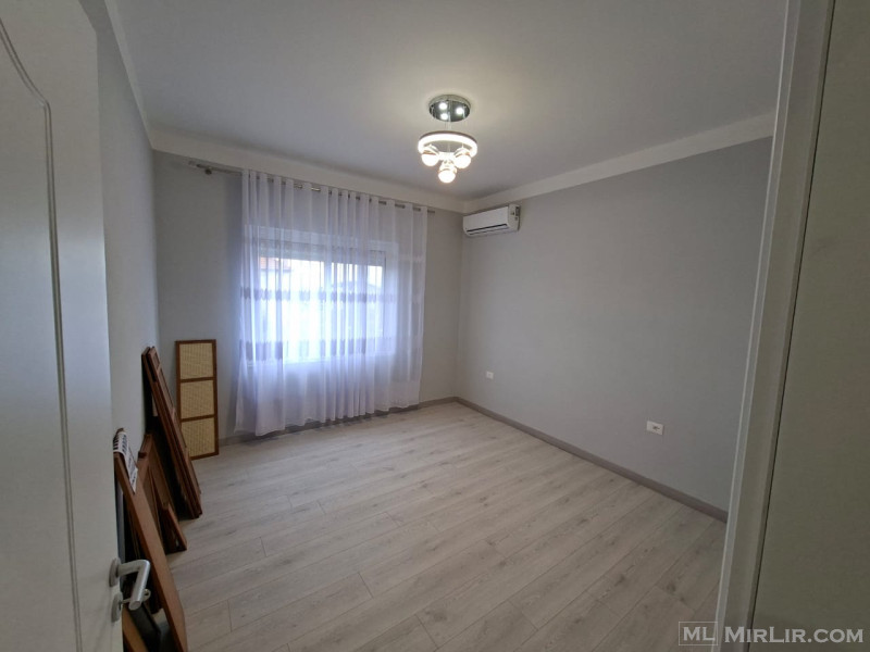 📍Shkoder Dergut💥Shitet 2+1 plus papafingo💥 Adresa: Dergut  Siperfaqja: 80m2+ 25m2( papafingo)  Kati: 3 Çmimi: 120 miljon leke 📞Nr kontakti +355688528543 - thumbnail 9