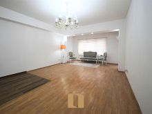 BANESË NË SHITJE – PEJTON | 137 M²