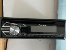 kasetofon Pioneer - cd/usb/bluetooth unit