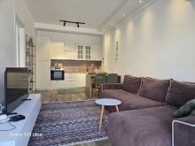 Shitet Apartament 1+1 me Oborr në Gjirin e Lalzit , Durres !