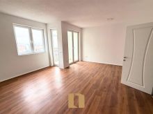 BANESË NË SHITJE – FUSHË KOSOVË | 84 M²