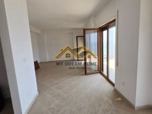Shitet apartament Apartament 3+1+2 në Vollga, Durrës!